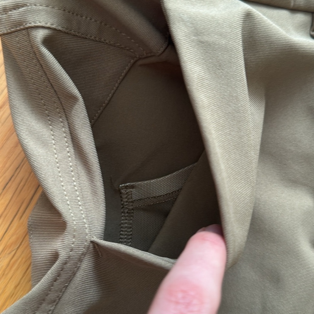 Lululemon The Works Short 11" Warpstreme in “Artifact” (Size 30) - Picture 8 of 10